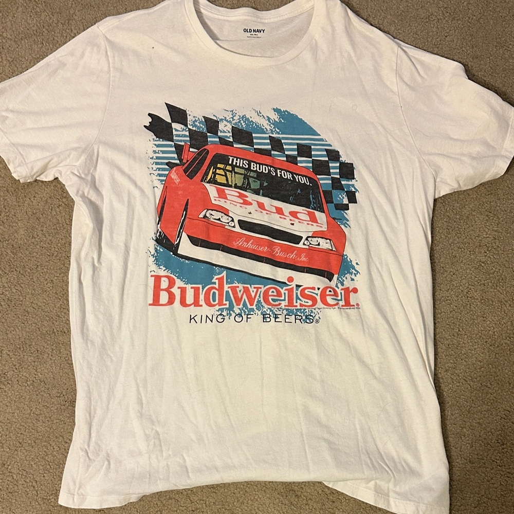 Old Navy Cream Graphic T-Shirt